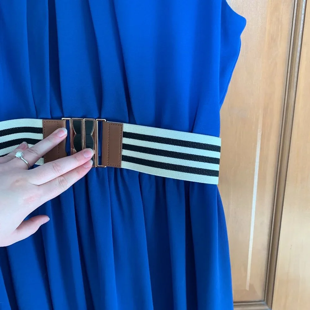 Simple Blue Dress - Picture 2 of 4